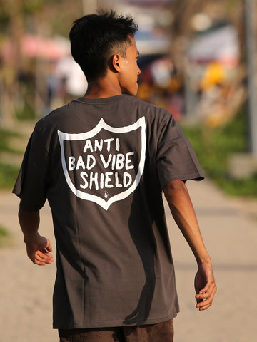 Vibes Tee - Rinsed Black